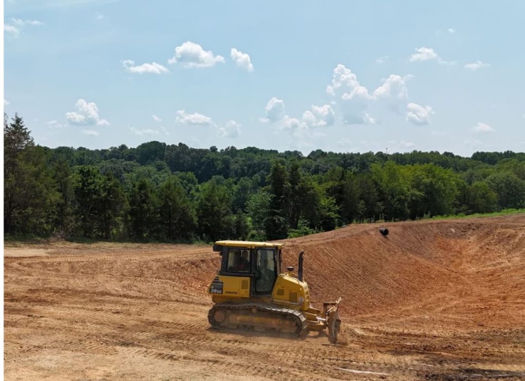 Excavation contractors in Cross Plains TN